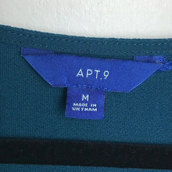 ✨✨5/$10✨✨ Apt 9 asymmetrical Top Blouse Size M Dark Turquoise Elastic Sleeve - Picture 7 of 8